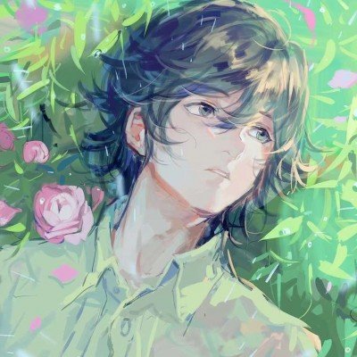火车擦身印度母亲紧压2孩子奇迹生还